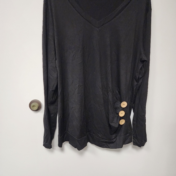 Long Sleeve V Neck blouse - Picture 2 of 2